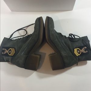 Vintage Embroidered Army Style Boots SZ 38 (EU)